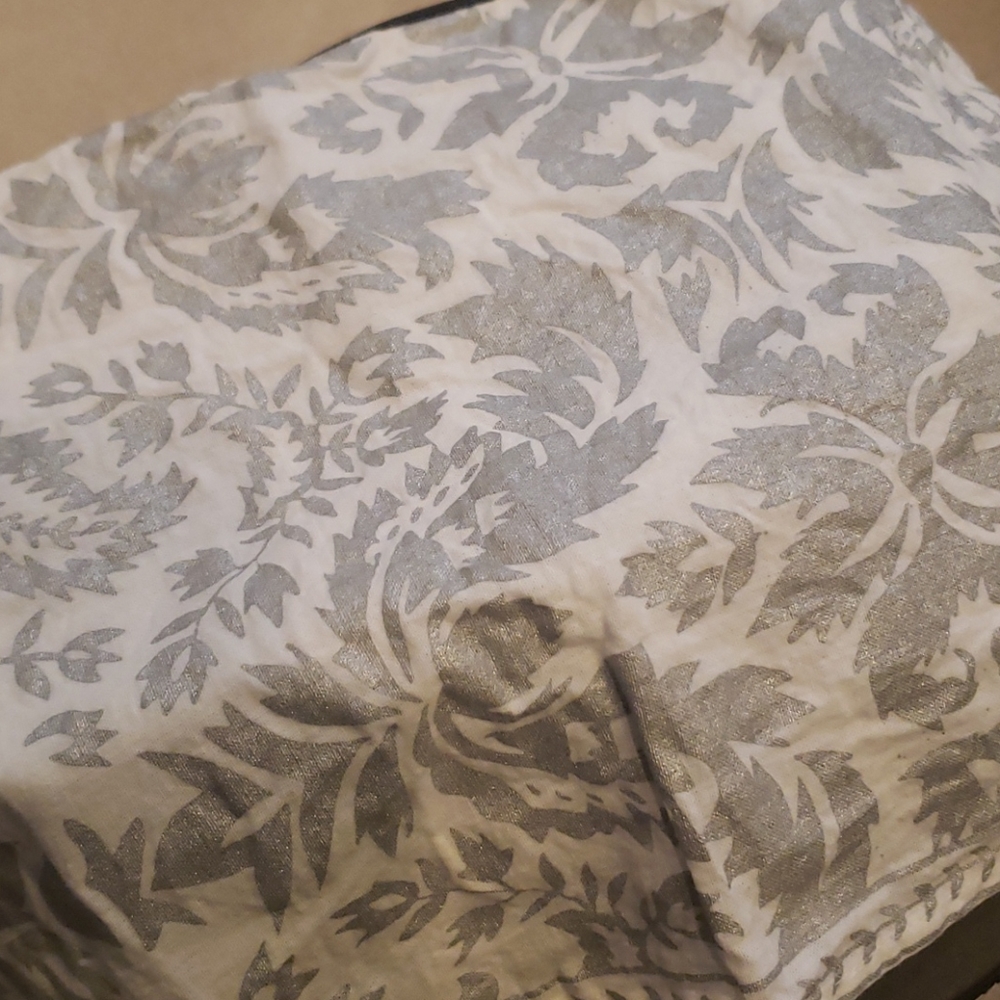 Holiday Silver Shimmer Cotton Napkins -Set…